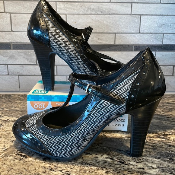 Ec Dexflex Comfort Heels With Straps 